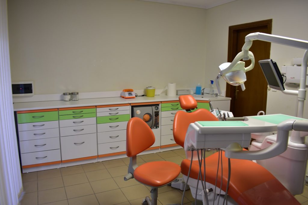 φωτογραφίες οδοντιατρείου – Οδοντιατρείο 1